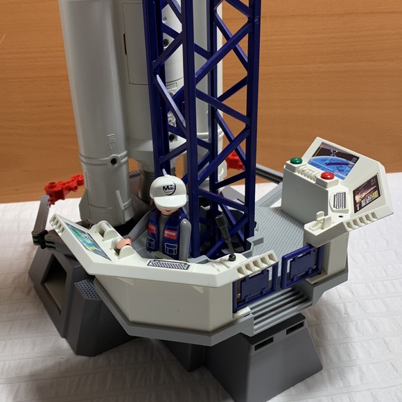 Mission Geo Rocket Launch Pad 6195 & Mission Meteorite Defense 6197 by P… - Picture 16 of 17